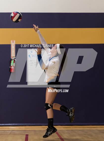 Thumbnail 3 in Fall River vs. Oroville photogallery.