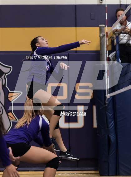 Thumbnail 2 in Fall River vs. Oroville photogallery.