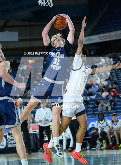 Thumbnail 2 in Gonzaga Prep @ Kentwood (WIAA 4A Semifinals) photogallery.