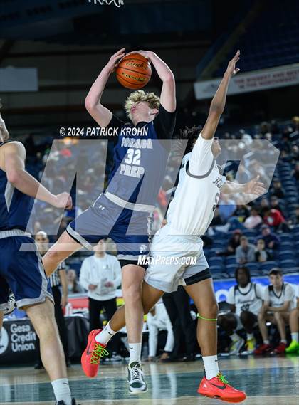 Thumbnail 3 in Gonzaga Prep @ Kentwood (WIAA 4A Semifinals) photogallery.