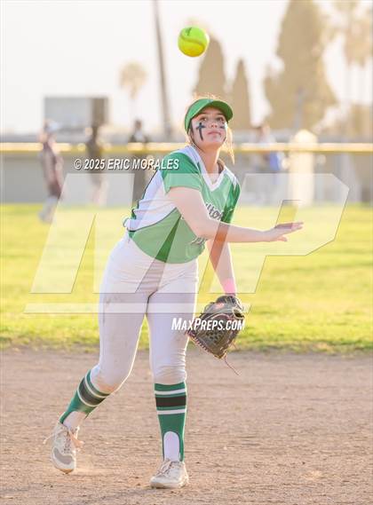 Thumbnail 1 in Hilltop vs Ramona (Hilltop Tournament) photogallery.