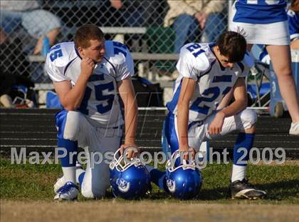 Thumbnail 1 in Auburn @ Nashville (IHSA Class 3A Playoffs) photogallery.