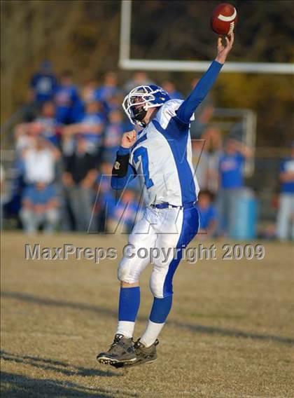 Thumbnail 3 in Auburn @ Nashville (IHSA Class 3A Playoffs) photogallery.