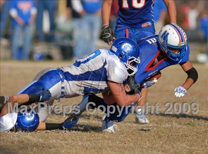 Thumbnail 3 in Auburn @ Nashville (IHSA Class 3A Playoffs) photogallery.
