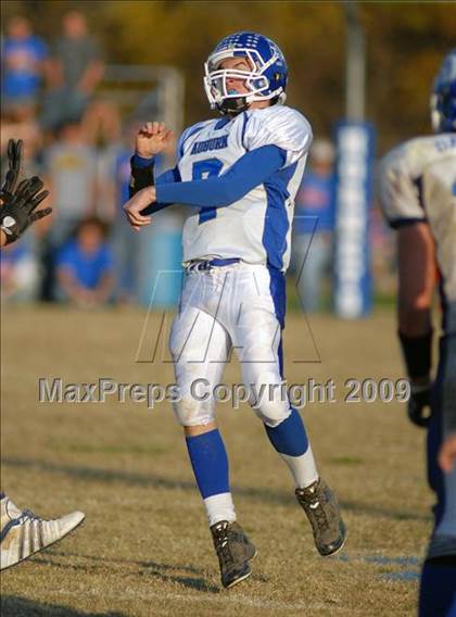 Thumbnail 1 in Auburn @ Nashville (IHSA Class 3A Playoffs) photogallery.