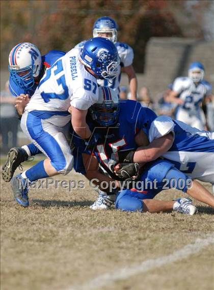 Thumbnail 2 in Auburn @ Nashville (IHSA Class 3A Playoffs) photogallery.