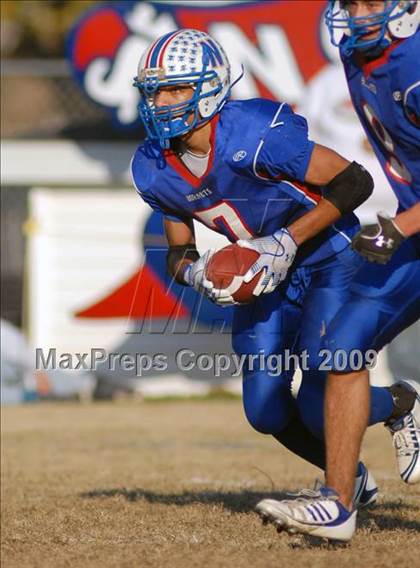 Thumbnail 2 in Auburn @ Nashville (IHSA Class 3A Playoffs) photogallery.