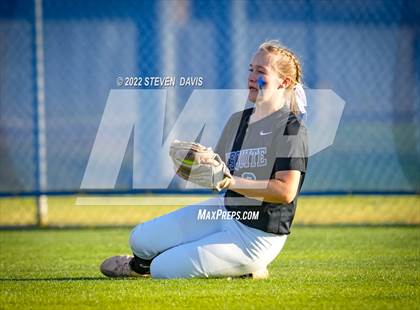 Thumbnail 2 in Seton Catholic @ Mesquite photogallery.