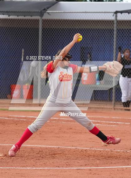 Thumbnail 1 in Seton Catholic @ Mesquite photogallery.