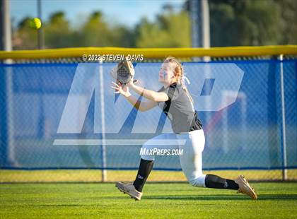 Thumbnail 2 in Seton Catholic @ Mesquite photogallery.