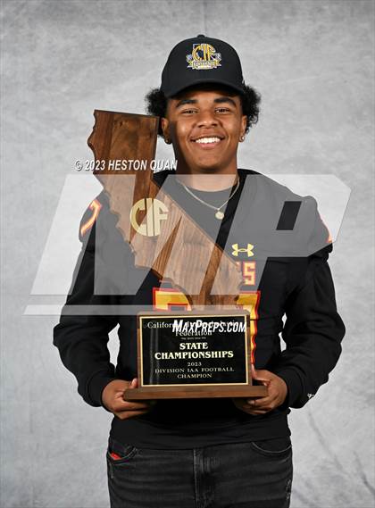 Thumbnail 1 in Mission Viejo (CIF State D1AA Awards) photogallery.
