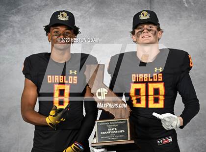 Thumbnail 2 in Mission Viejo (CIF State D1AA Awards) photogallery.