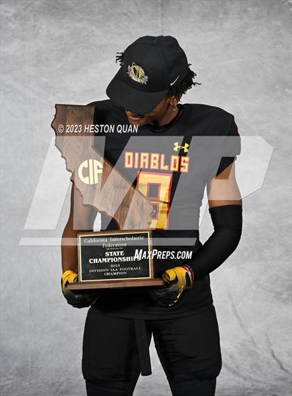 Thumbnail 3 in Mission Viejo (CIF State D1AA Awards) photogallery.