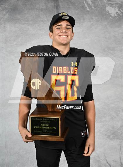 Thumbnail 2 in Mission Viejo (CIF State D1AA Awards) photogallery.