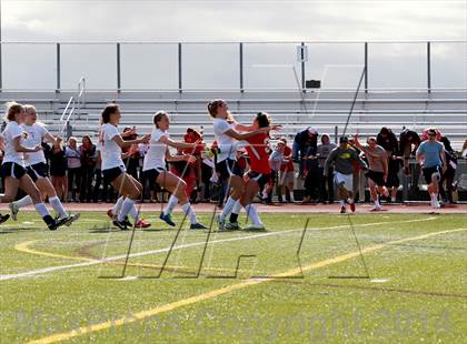 Thumbnail 1 in Campolindo vs. Las Lomas (CIF NCS D2 Final) photogallery.