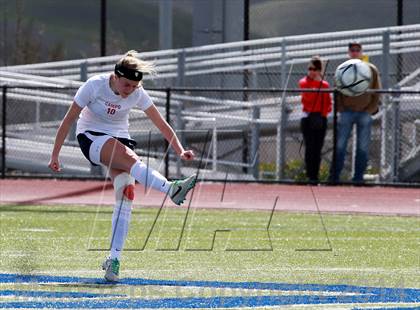 Thumbnail 3 in Campolindo vs. Las Lomas (CIF NCS D2 Final) photogallery.