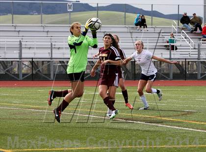 Thumbnail 2 in Campolindo vs. Las Lomas (CIF NCS D2 Final) photogallery.