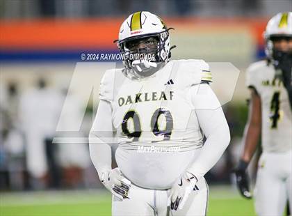 Thumbnail 2 in Oakleaf @ Bolles photogallery.