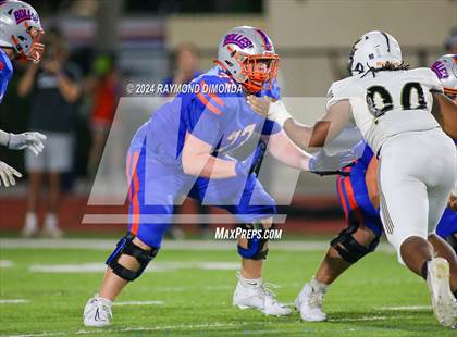 Thumbnail 3 in Oakleaf @ Bolles photogallery.