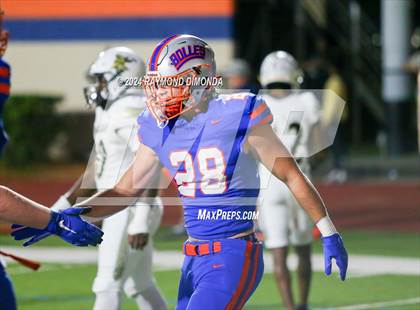 Thumbnail 1 in Oakleaf @ Bolles photogallery.