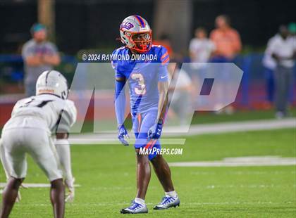 Thumbnail 3 in Oakleaf @ Bolles photogallery.