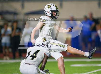 Thumbnail 3 in Oakleaf @ Bolles photogallery.