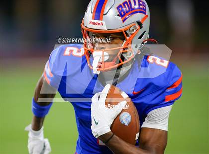 Thumbnail 2 in Oakleaf @ Bolles photogallery.