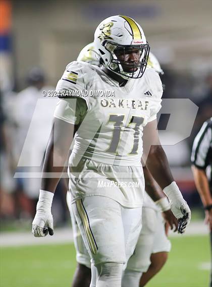 Thumbnail 1 in Oakleaf @ Bolles photogallery.