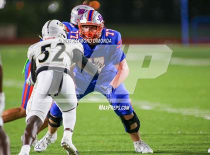 Thumbnail 2 in Oakleaf @ Bolles photogallery.