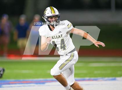 Thumbnail 1 in Oakleaf @ Bolles photogallery.