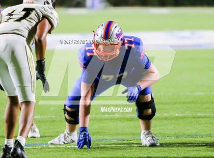 Thumbnail 3 in Oakleaf @ Bolles photogallery.
