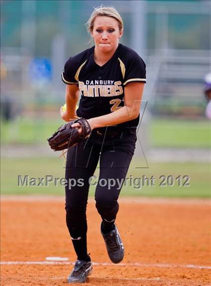Thumbnail 2 in Ball vs. Danbury (Brazosport Classic) photogallery.