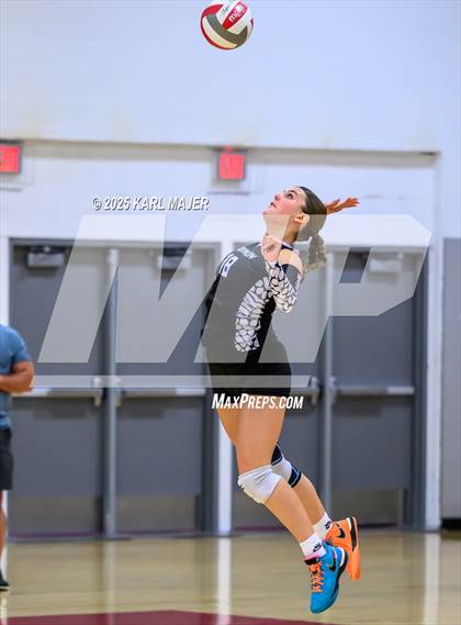 Thumbnail 3 in Dominion @ Herndon photogallery.