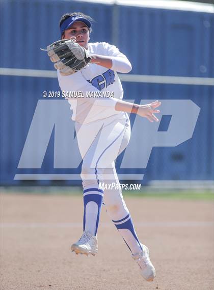 Thumbnail 2 in El Camino Real @ West Ranch photogallery.