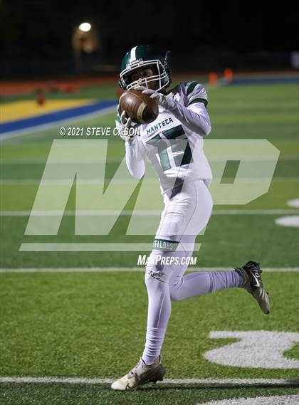 Thumbnail 2 in Manteca vs. Lincoln (CIF SJS  D3 Semifinal) photogallery.