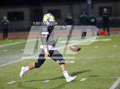 Thumbnail 2 in Manteca vs. Lincoln (CIF SJS  D3 Semifinal) photogallery.