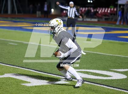 Thumbnail 2 in Manteca vs. Lincoln (CIF SJS  D3 Semifinal) photogallery.