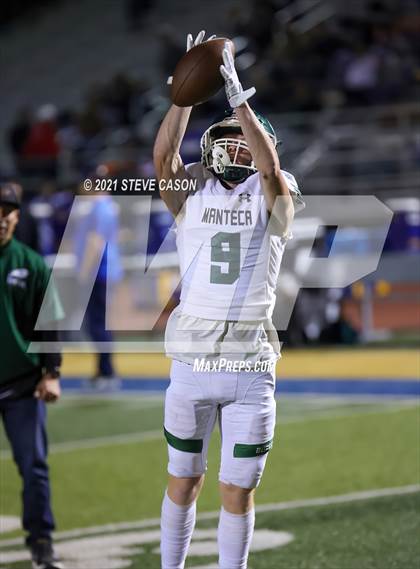 Thumbnail 2 in Manteca vs. Lincoln (CIF SJS  D3 Semifinal) photogallery.