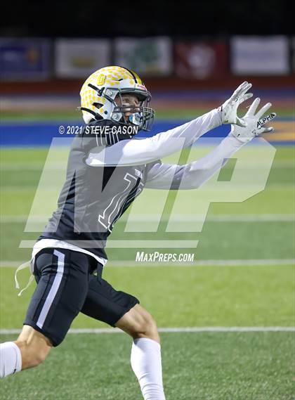 Thumbnail 3 in Manteca vs. Lincoln (CIF SJS  D3 Semifinal) photogallery.