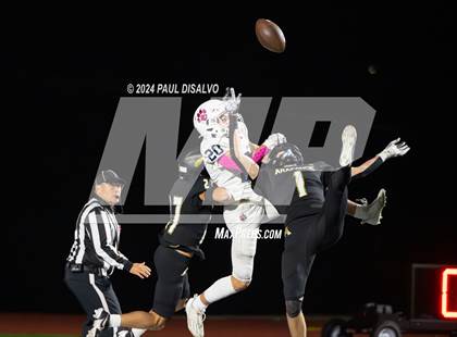 Thumbnail 2 in Cherokee Trail @ Arapahoe photogallery.