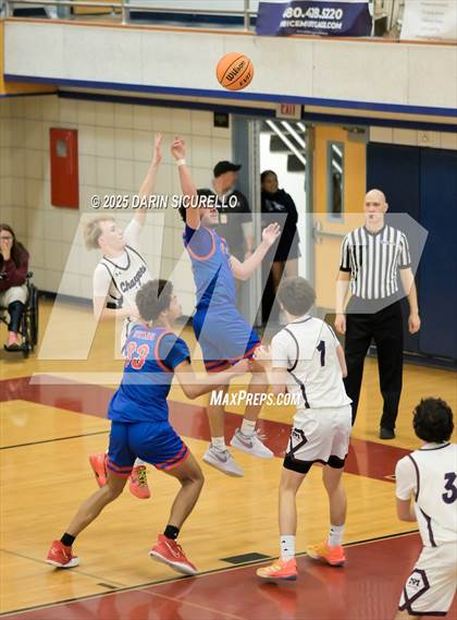 Thumbnail 2 in North @ McClintock photogallery.
