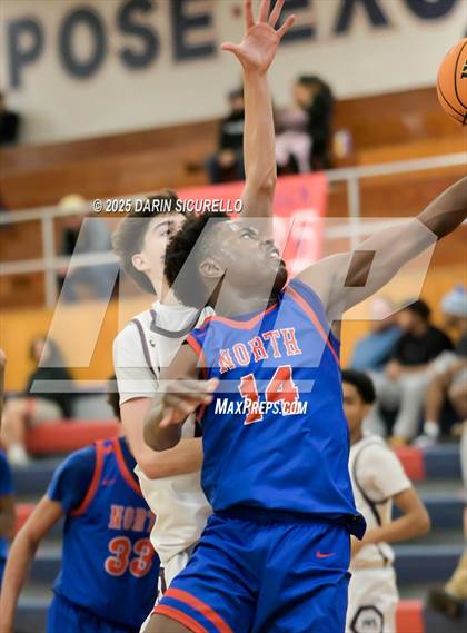 Thumbnail 2 in North @ McClintock photogallery.