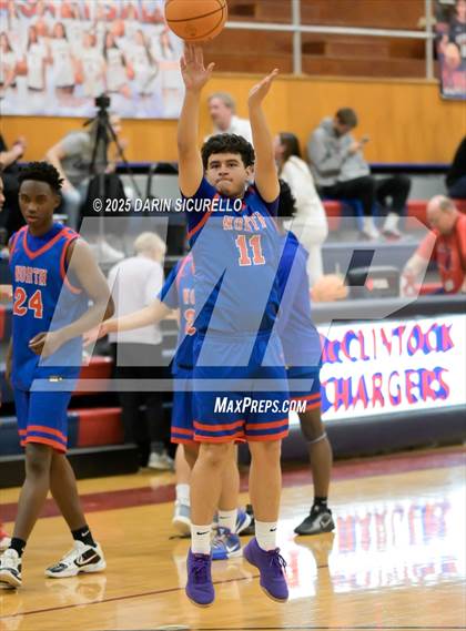 Thumbnail 3 in North @ McClintock photogallery.