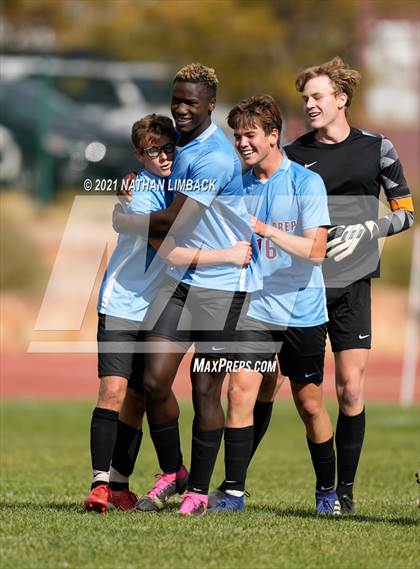 Thumbnail 2 in Los Alamos @ Sandia Prep photogallery.