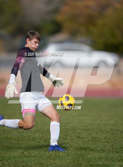 Thumbnail 3 in Los Alamos @ Sandia Prep photogallery.