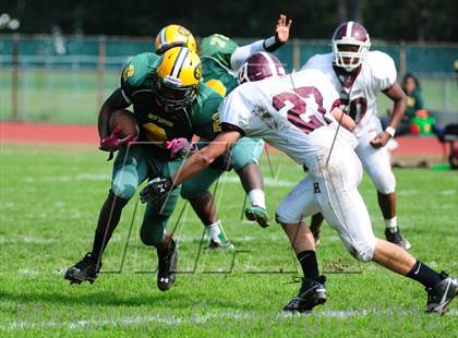 Thumbnail 3 in New London @ North Haven photogallery.
