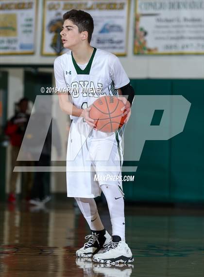 Thumbnail 1 in Royal vs Simi  photogallery.
