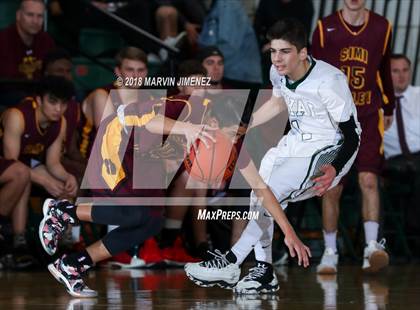 Thumbnail 1 in Royal vs Simi  photogallery.