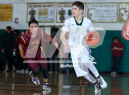 Thumbnail 1 in Royal vs Simi  photogallery.