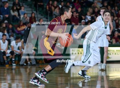 Thumbnail 1 in Royal vs Simi  photogallery.